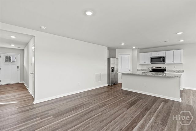 1085 Bergamot Road, Bloomingdale, GA 31302