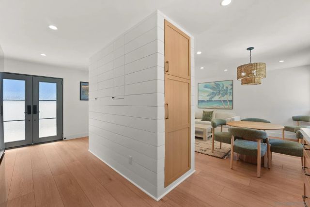 838 Portsmouth Court, San Diego, CA 92109