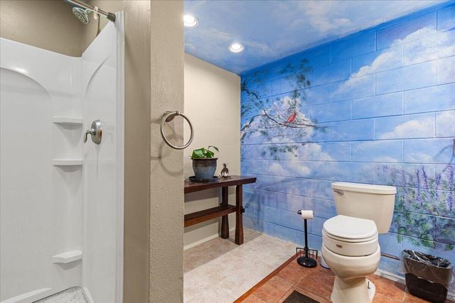 15540 W Glendale DRIVE, New Berlin, WI 53151