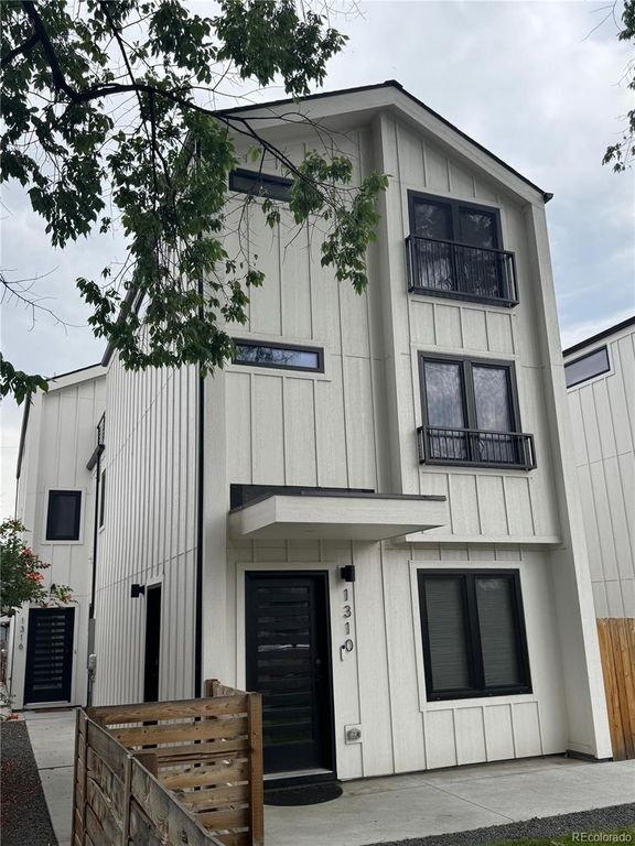 1310 Zenobia Street, Denver, CO 80204