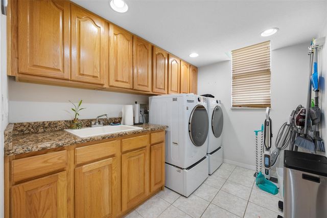 13030 DELWOOD ROAD, Tampa, FL 33624