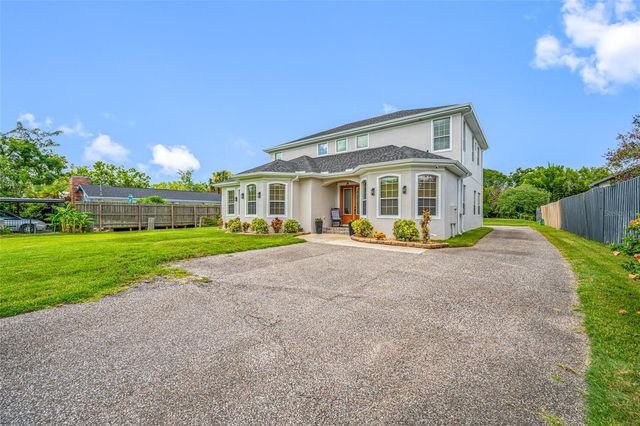 13030 DELWOOD ROAD, Tampa, FL 33624