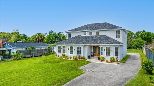 13030 DELWOOD ROAD, Tampa, FL 33624
