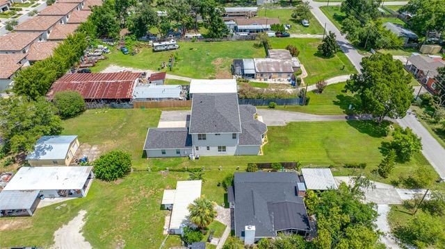 13030 DELWOOD ROAD, Tampa, FL 33624