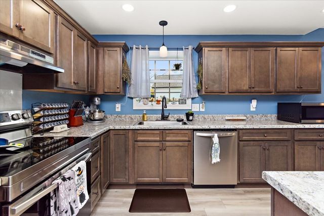 323 Rolling Rd, Shelbyville, TN 37160