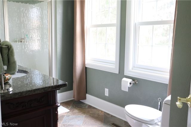 7509 Girdle Road, West Farmington, OH 44491