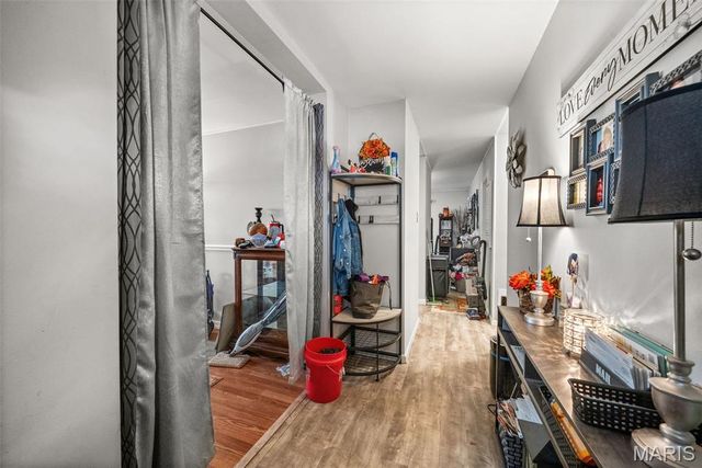 573 Coach Light Lane, Hazelwood, MO 63042