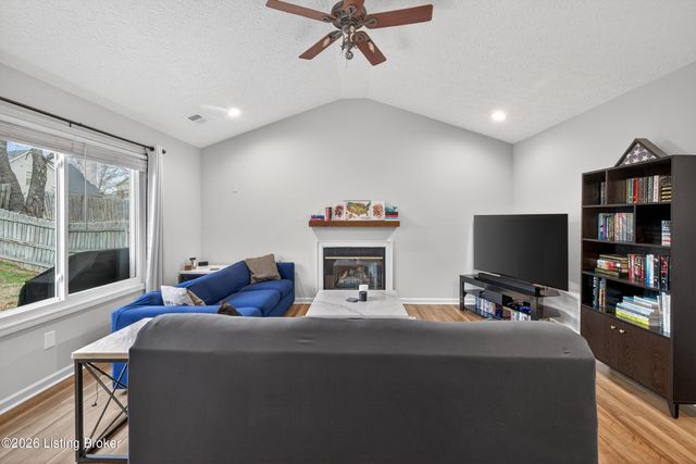 134 Hemingway Pl, Georgetown, KY 40324