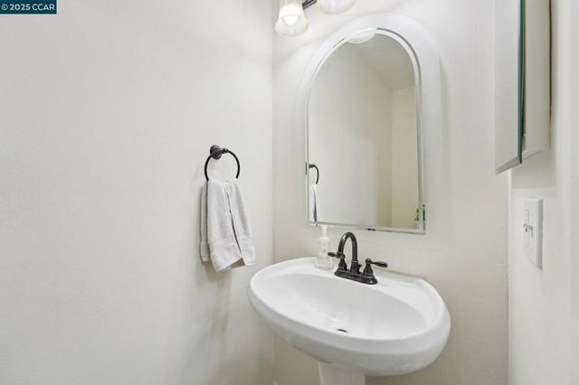 1810 San Jose Dr, Antioch, CA 94509