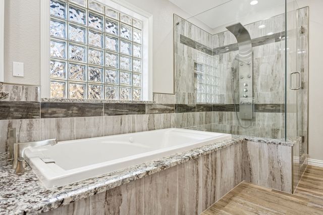 840 Lake Park Drive, Oak Point, TX 75068