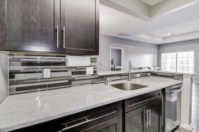 643 Strassle Way 643, South Plainfield, NJ 07080