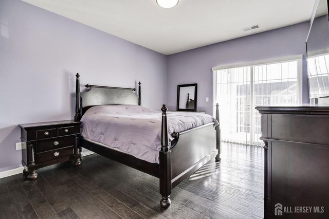 643 Strassle Way 643, South Plainfield, NJ 07080