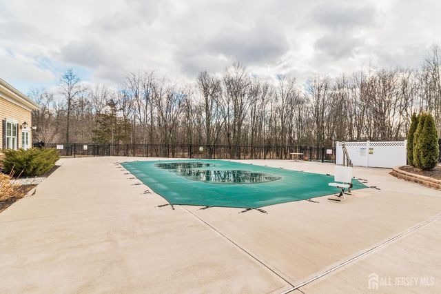 643 Strassle Way 643, South Plainfield, NJ 07080