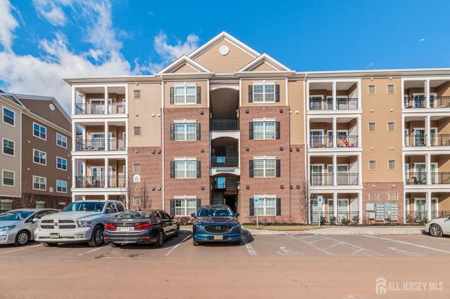 643 Strassle Way 643, South Plainfield, NJ 07080