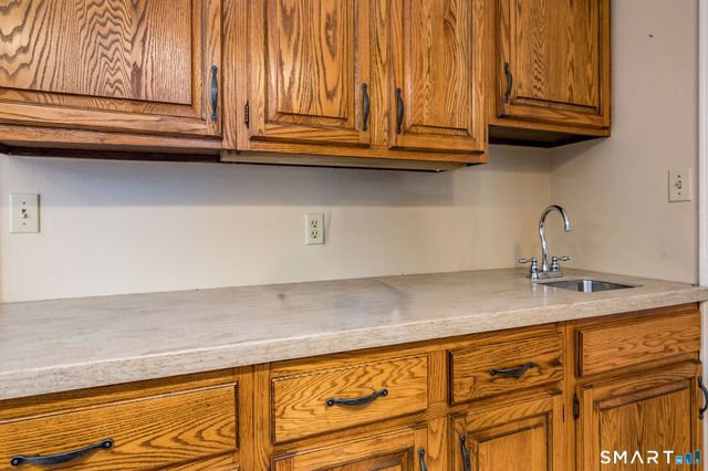 7 Milestone Lane, Madison, CT 06443
