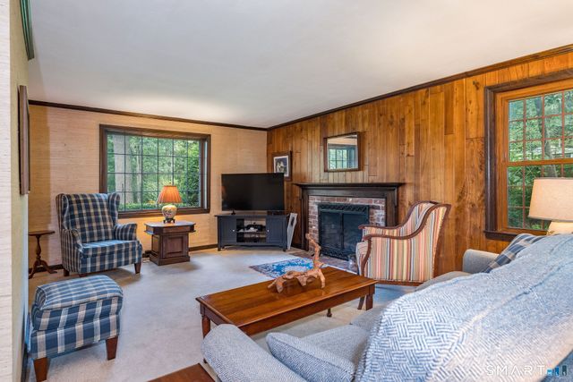7 Milestone Lane, Madison, CT 06443