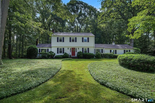 7 Milestone Lane, Madison, CT 06443