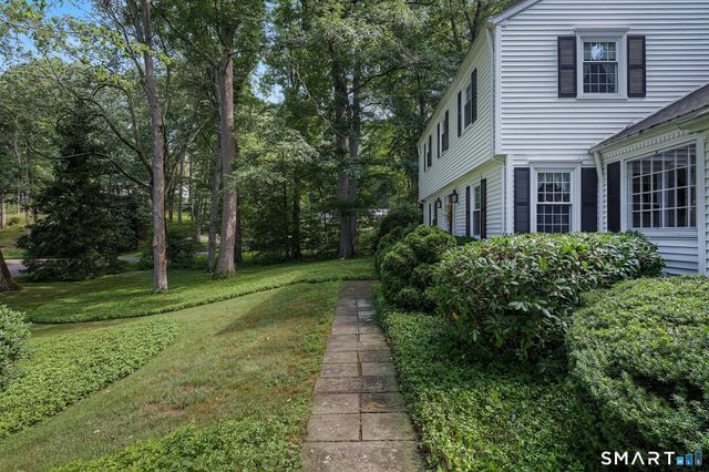 7 Milestone Lane, Madison, CT 06443