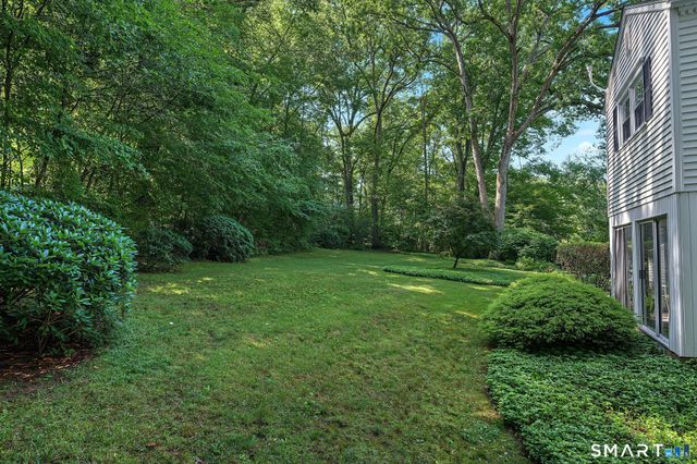 7 Milestone Lane, Madison, CT 06443