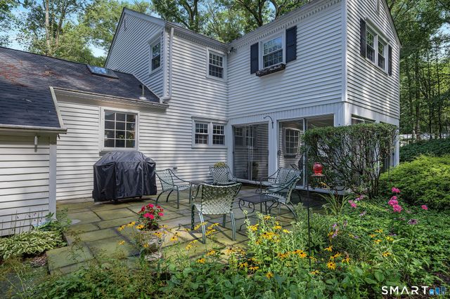 7 Milestone Lane, Madison, CT 06443