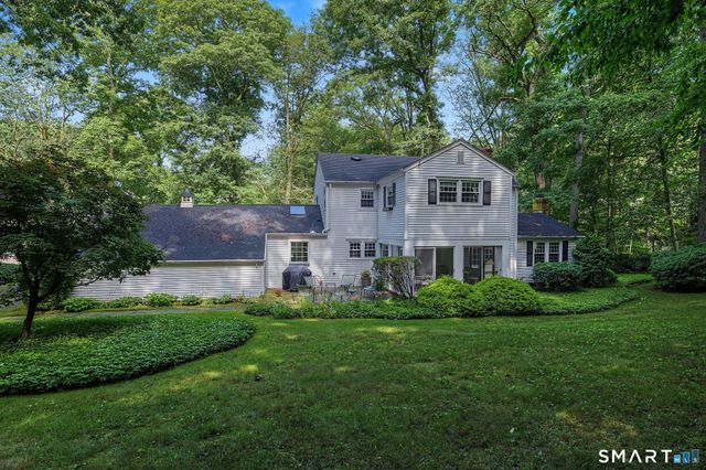 7 Milestone Lane, Madison, CT 06443