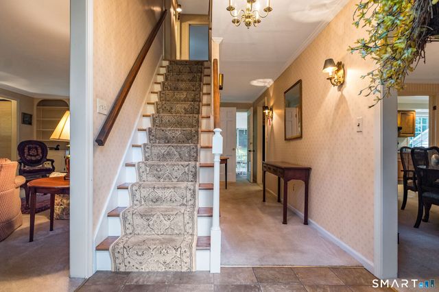 7 Milestone Lane, Madison, CT 06443