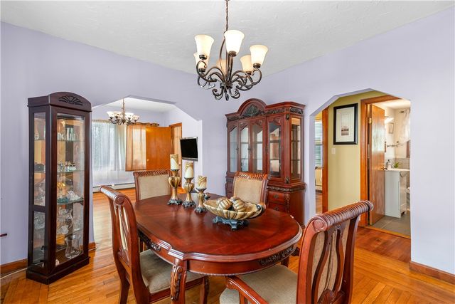 220 Bay View Avenue, Cranston, RI 02905