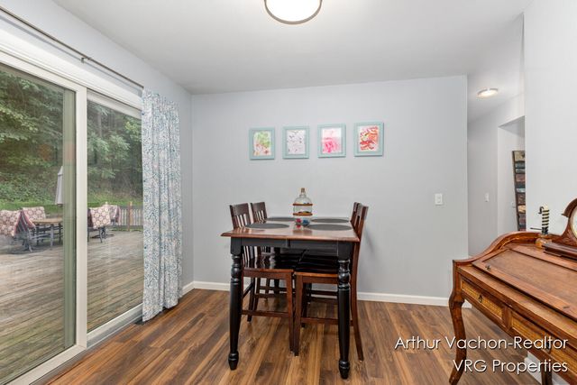 9089 Fulton Street, Ada, MI 49301