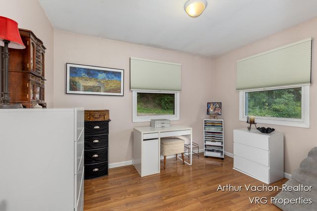 9089 Fulton Street, Ada, MI 49301