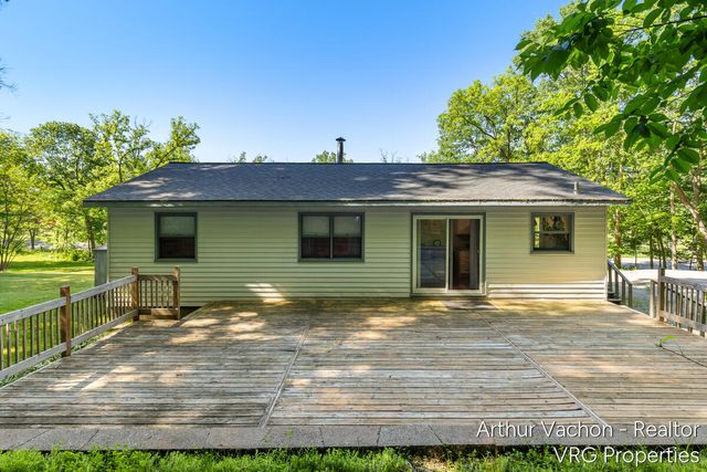 9089 Fulton Street, Ada, MI 49301