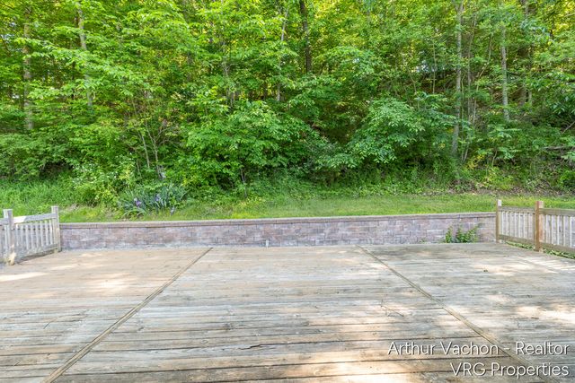 9089 Fulton Street, Ada, MI 49301