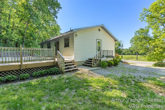 9089 Fulton Street, Ada, MI 49301