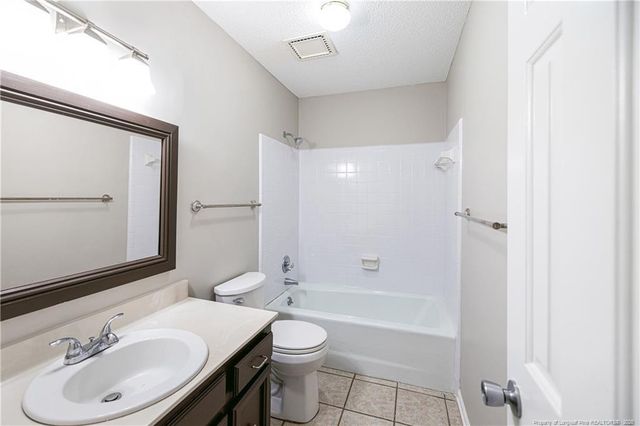 207 Toronto Court, Fayetteville, NC 28303