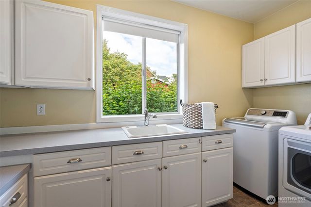 2614 Tacoma Road E, Puyallup, WA 98371