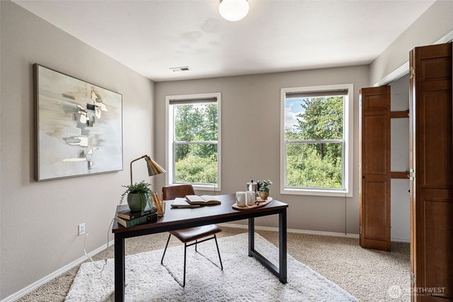 2614 Tacoma Road E, Puyallup, WA 98371