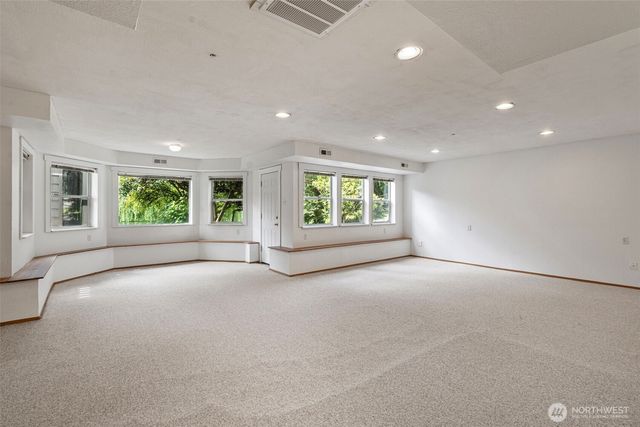 2614 Tacoma Road E, Puyallup, WA 98371
