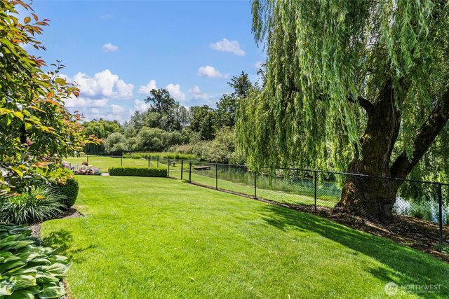 2614 Tacoma Road E, Puyallup, WA 98371