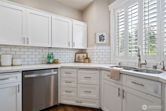 2614 Tacoma Road E, Puyallup, WA 98371