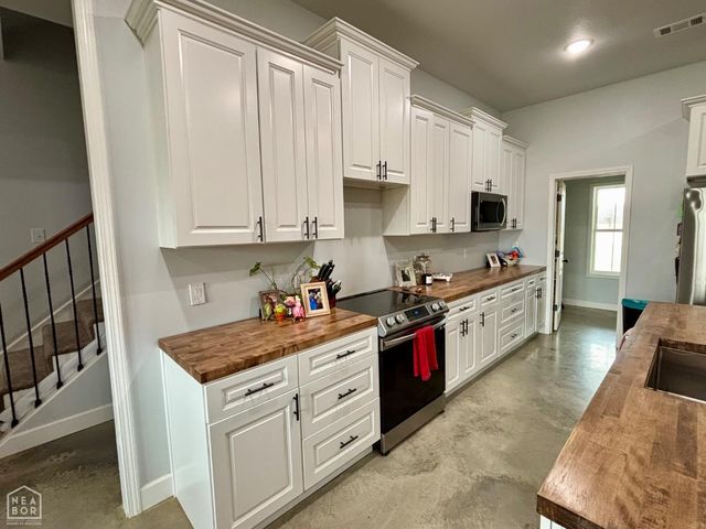 2110 Ponderosa Drive A, Jonesboro, AR 72405