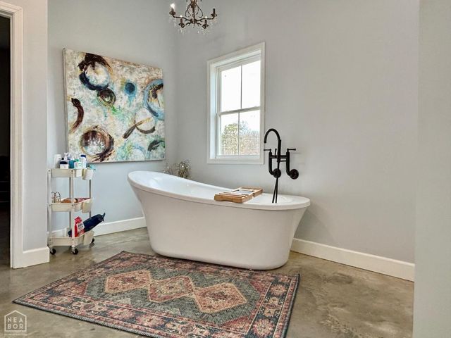 2110 Ponderosa Drive A, Jonesboro, AR 72405