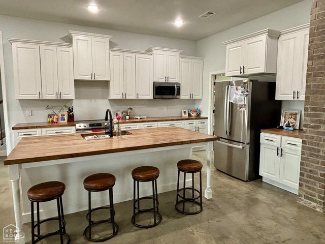 2110 Ponderosa Drive A, Jonesboro, AR 72405