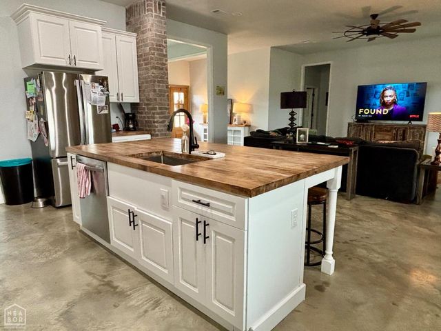 2110 Ponderosa Drive A, Jonesboro, AR 72405