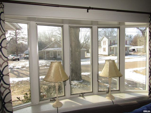 514 E EUCLID Avenue, Lewistown, IL 61542