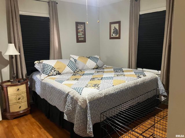 514 E EUCLID Avenue, Lewistown, IL 61542