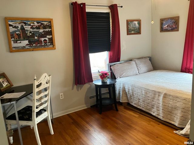 514 E EUCLID Avenue, Lewistown, IL 61542