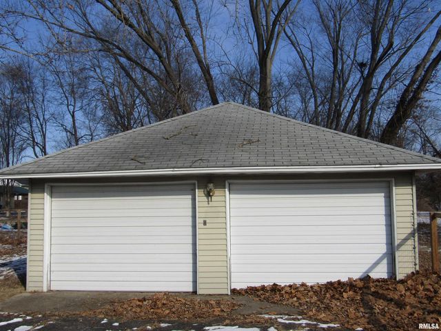 514 E EUCLID Avenue, Lewistown, IL 61542