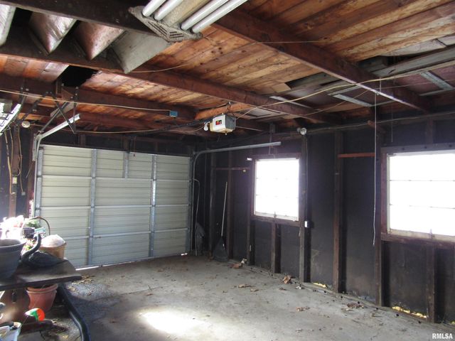 514 E EUCLID Avenue, Lewistown, IL 61542