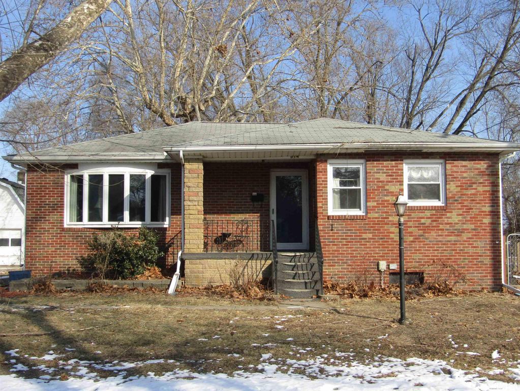 514 E EUCLID Avenue, Lewistown, IL 61542