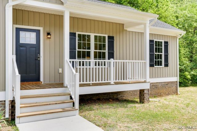 10907 New Town Rd, New Kent, VA 23124
