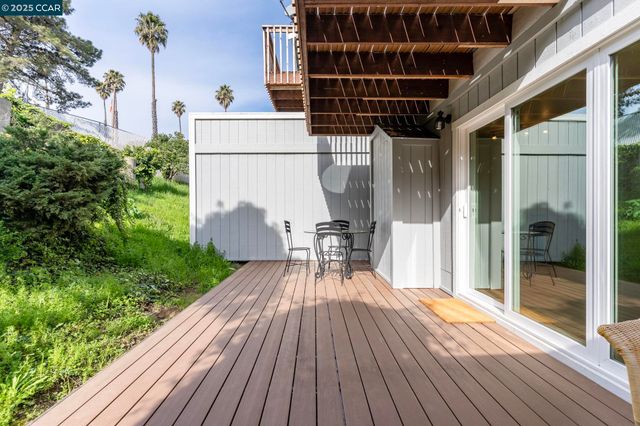 10 Dove Ln, Richmond, CA 94803